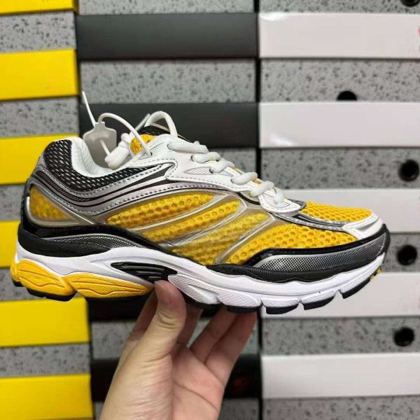 Designer Shoes Retro Casual Sneakers